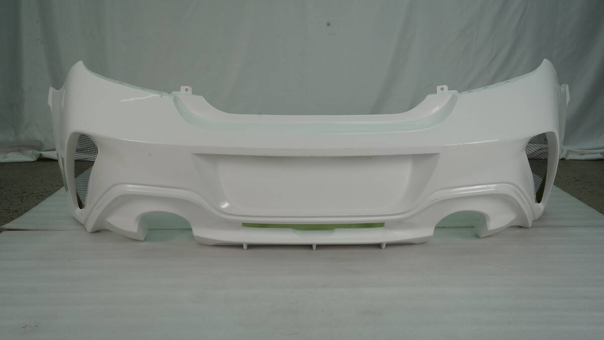 SPEC Rear Bumper style (Toyota GR86/Subaru BRZ)